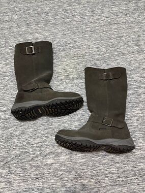 Baffin Ladies Waterproof Winter Boots Size 9 “Charlee”